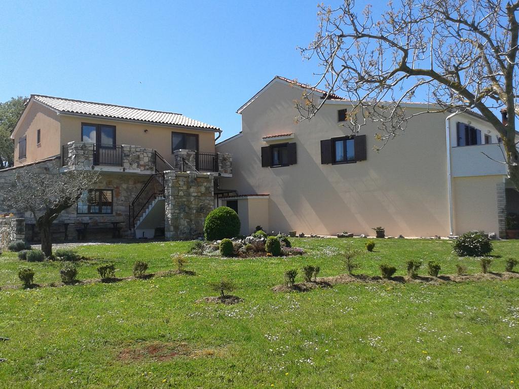 Apartments Bevanda Bale Exterior foto